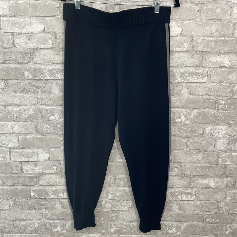 Banana Republic Black Sweater Knit Striped joggers - Picture 4 of 6